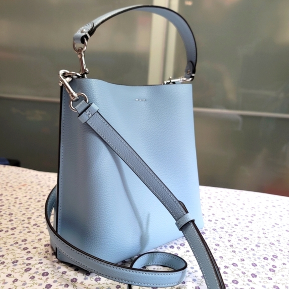 New Coach Mollie Bucket 22 Crossbody bag - Picture 11 of 11